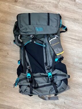 NWT Mystery Ranch Women’s Bridger 55L Backpack Shadow Moon Small For Backpacking